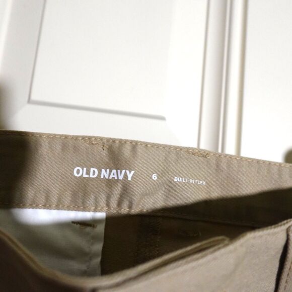 Old Navy Kids Khaki Shorts – New with Tags - Picture 2 of 5